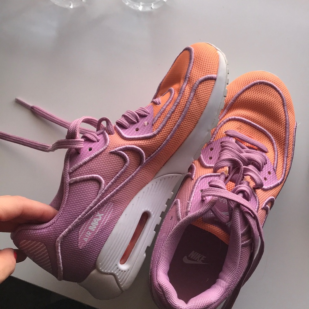 Nike air max
